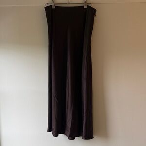 Wilfred- Theater Satin Skirt